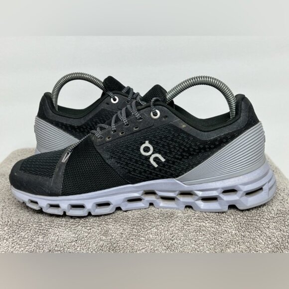 On Clouds Women's Cloudstratus Running Shoes Black/Lilac, Size 8.5 - Picture 4 of 10